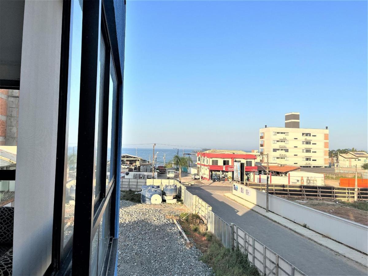 150m Da Em Um Fantastico Edificio Em Balneario Picarras