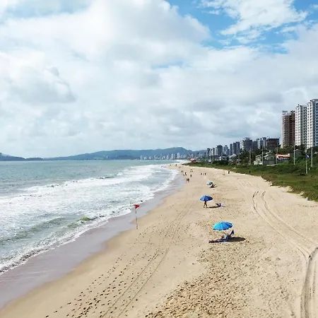 150M Da Praia Em Um Fantastico Edificio Em Balneario Picarras Exterior photo